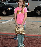Filename=emmarobertsorg068.jpg
Filesize=355KiB
Dimensions=1040x1440
Date added=Jul 29, 2021 emmarobertsorg068.jpg