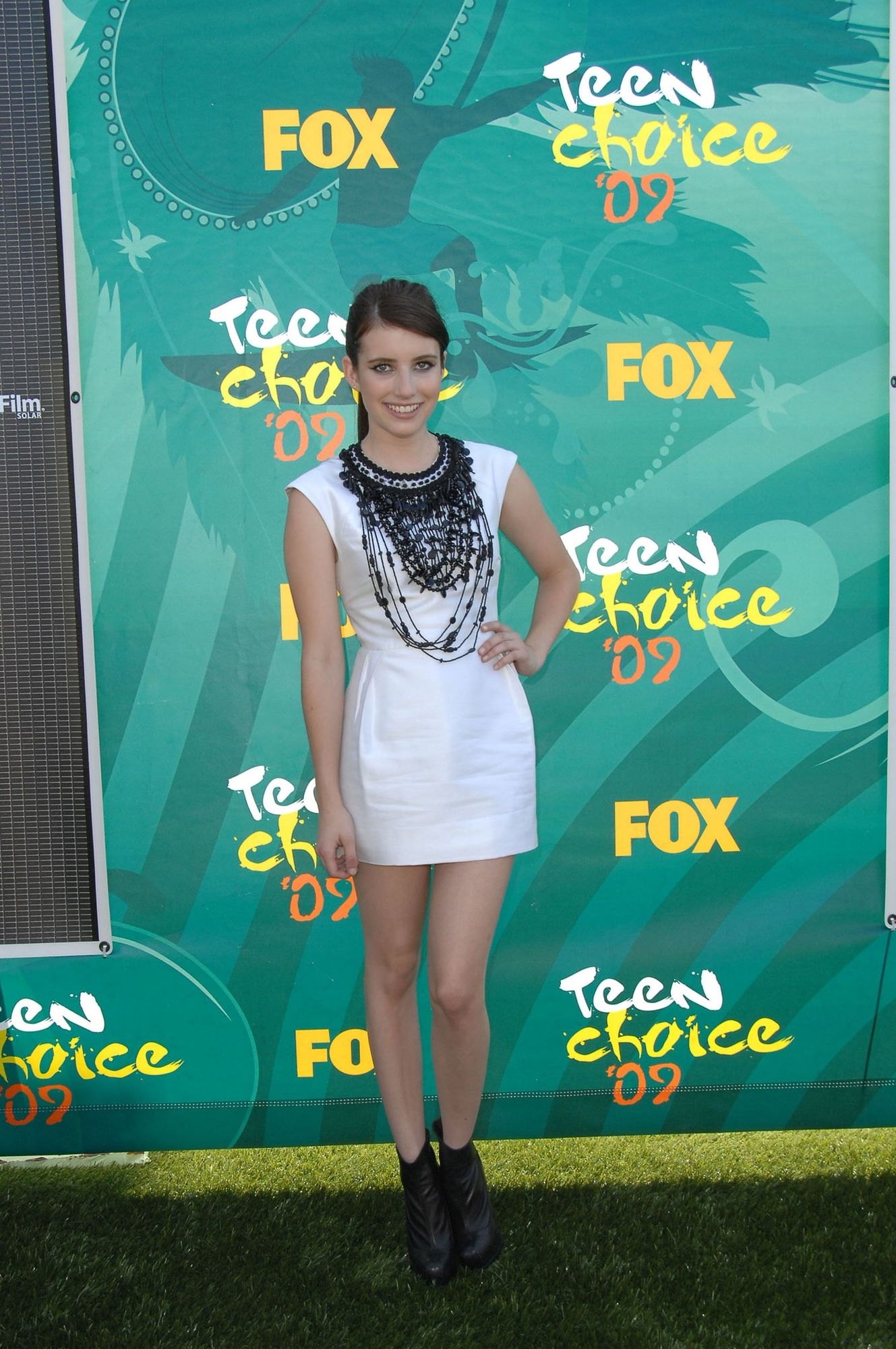 emmarobertsorg097.jpg