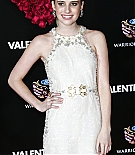 emmarobertsorg006.jpg