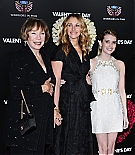 emmarobertsorg035.jpg