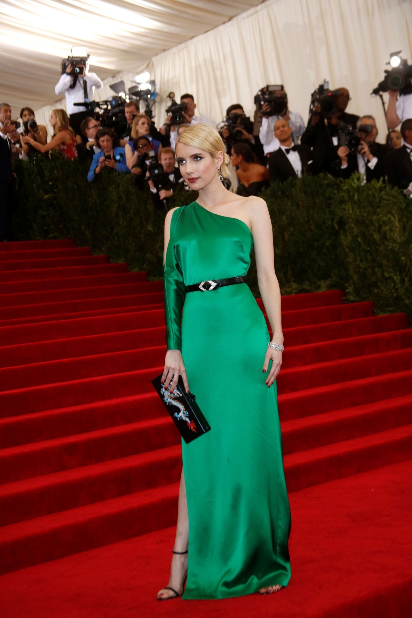 emmarobertsorg086.jpg