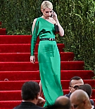 emmarobertsorg130.jpg