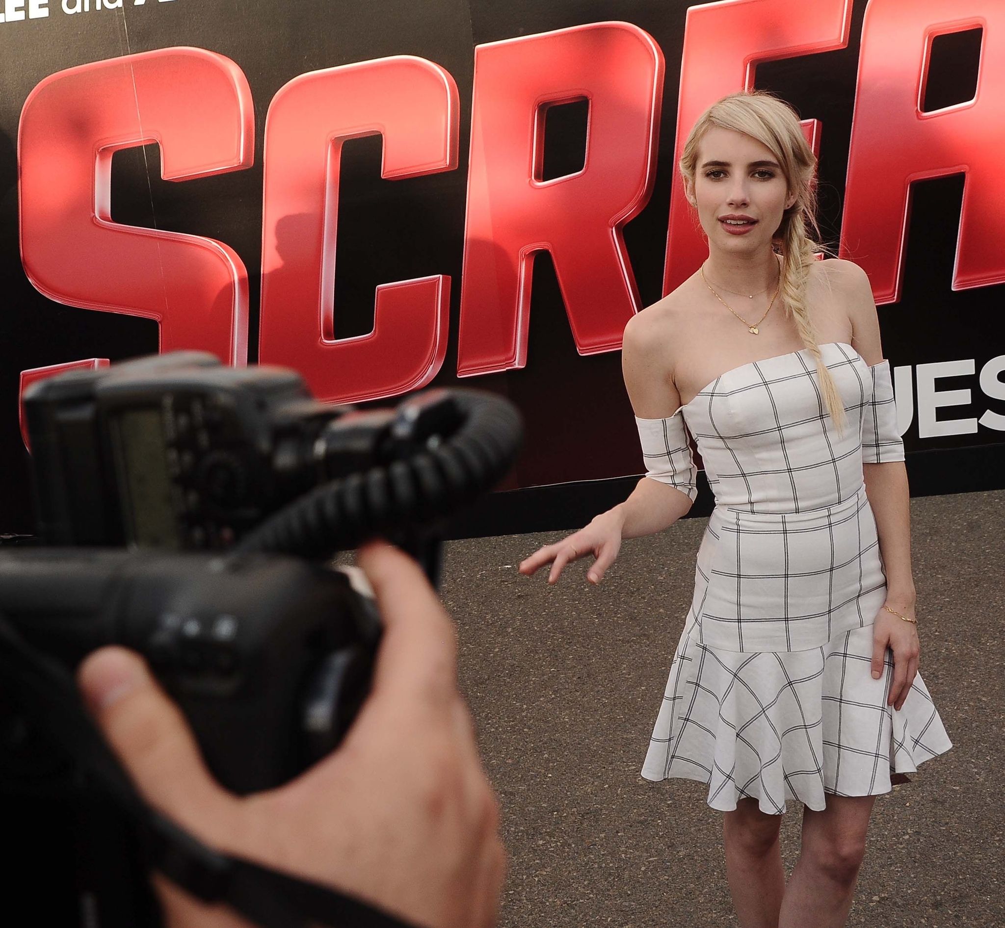 emmarobertsorg046.jpg