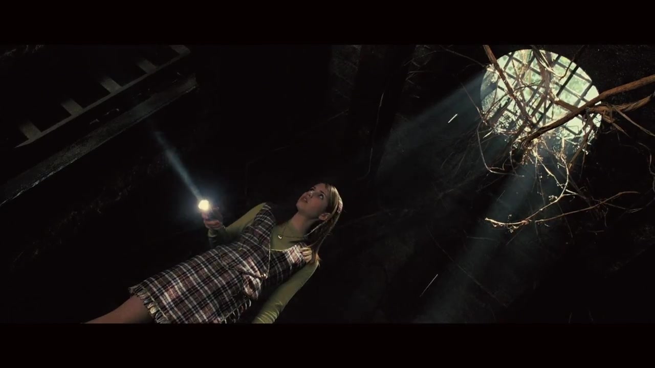 ero_nancydrewtrailer068.jpg